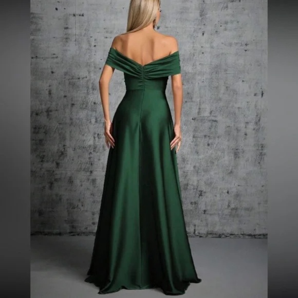 Luxe Satin Off Shoulder Evening Prom Party Formal Wedding Dress - Picture 12 of 16